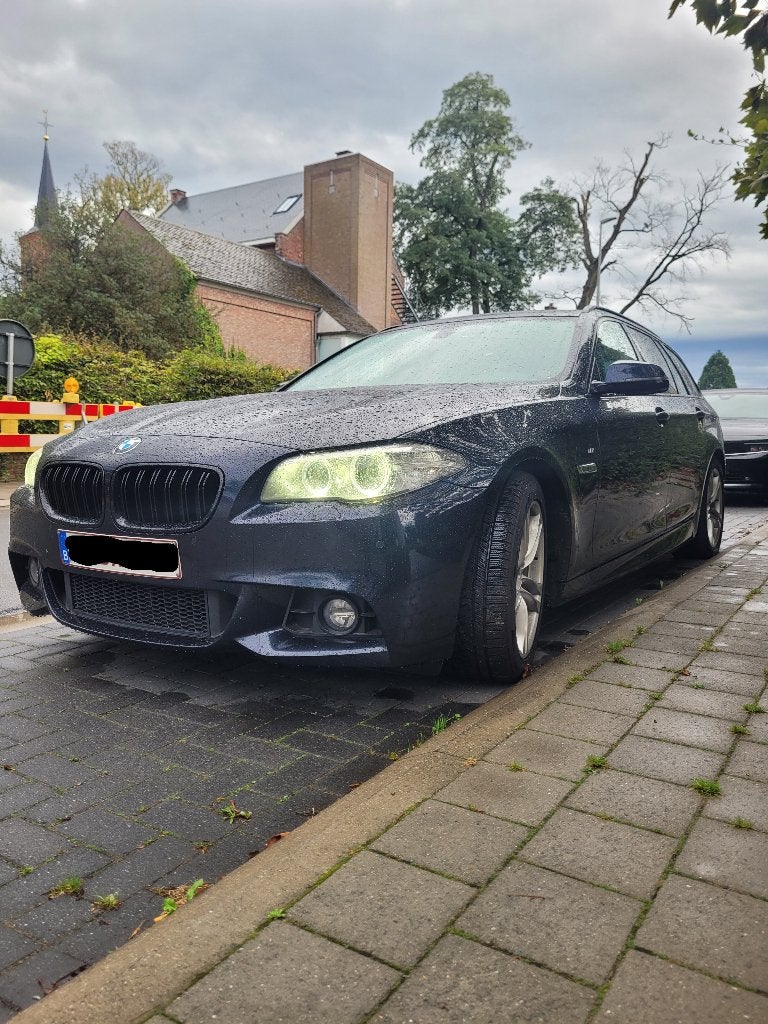 bmw f11 2.0, Autos, BMW, Cuir, 6 portes, Euro 6, Noir