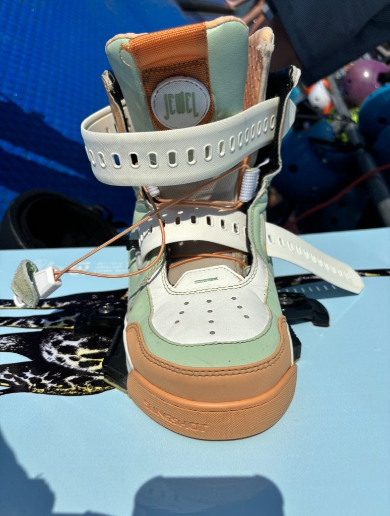 Wakeboardboots Slingshot 37,5, Ophalen of Verzenden, Zo goed als nieuw, Schoenen
