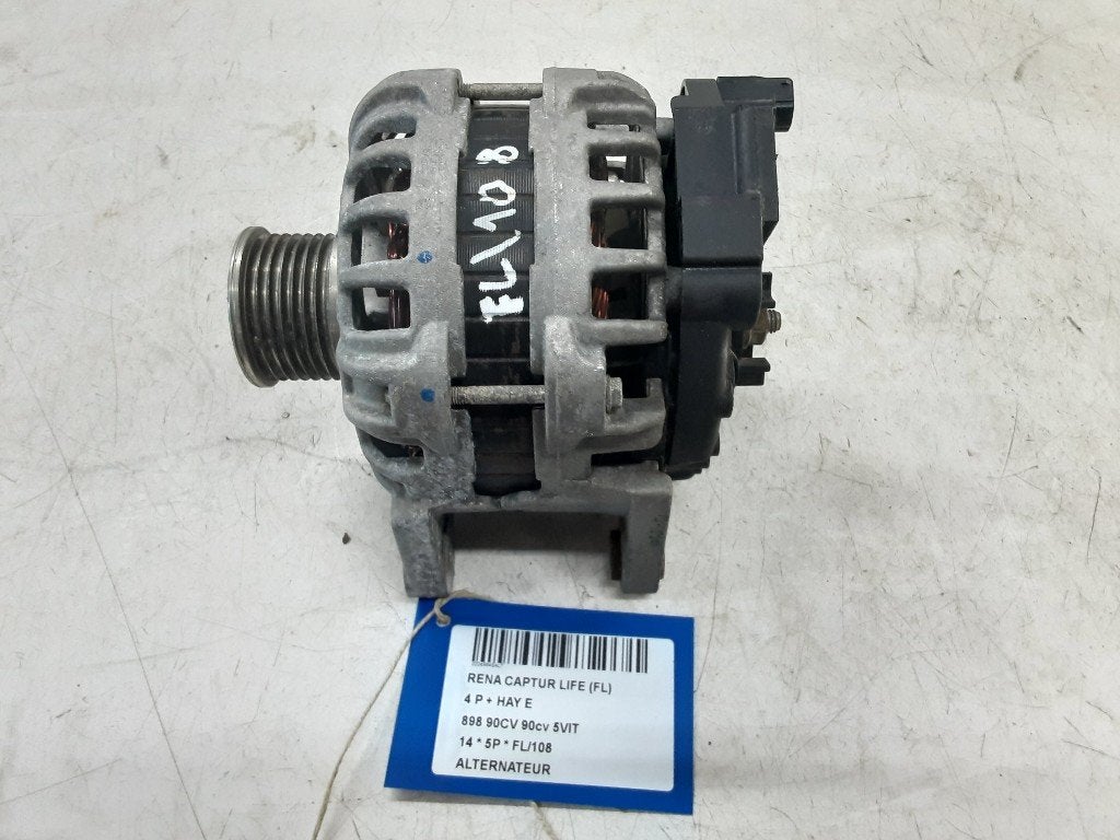 DYNAMO Renault Captur (2R) (01-2013/-) (231008593R), Gebruikt, Renault, Mevr. I. Hauben, Rue de l'Espoir 34 34
4030  GRIVEGNÉE, BE