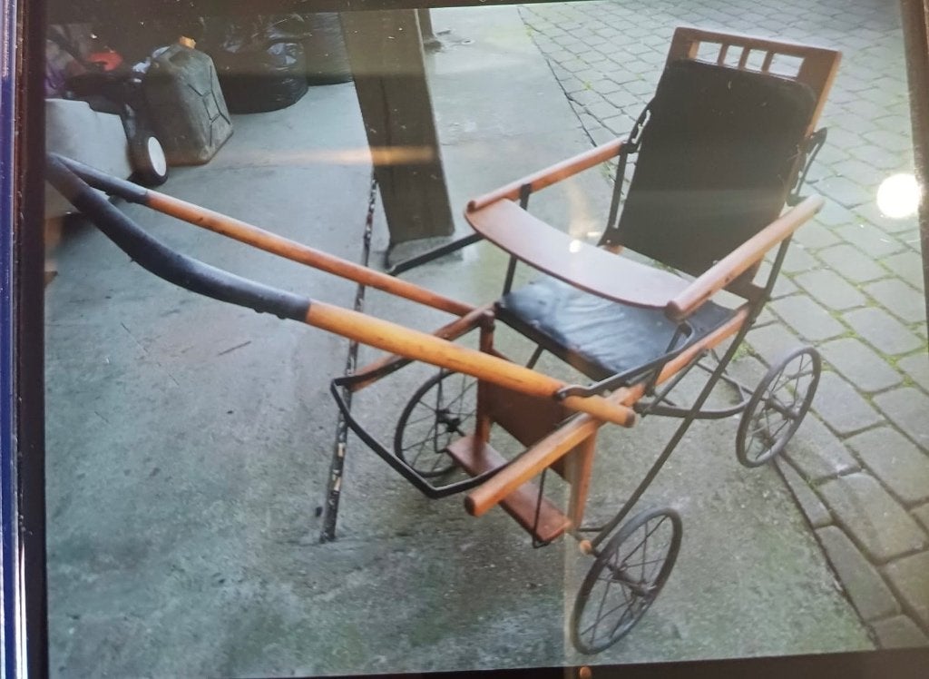 Antieke poussette, Antiek en Kunst, Curiosa en Brocante, Ophalen