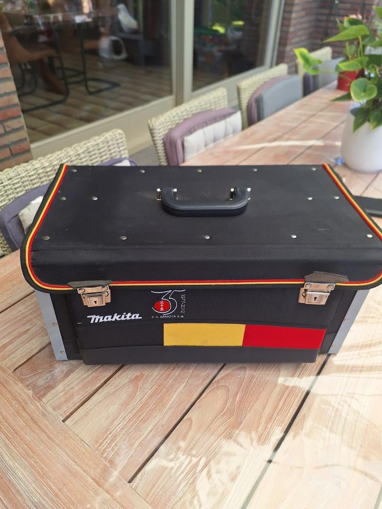 Makita gereedschap tas., Ophalen