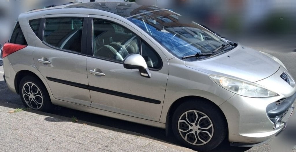 Peugeot 207, Argent ou Gris, Achat, Boîte manuelle, Noir