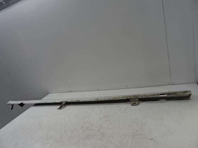 GARNITURE SEUIL DE PORTE Volkswagen Polo V (6R) (9939147), Volkswagen, Mevr. I. Hauben, Utilisé, Rue de l'Espoir 34 34
4030  GRIVEGNÉE, BE