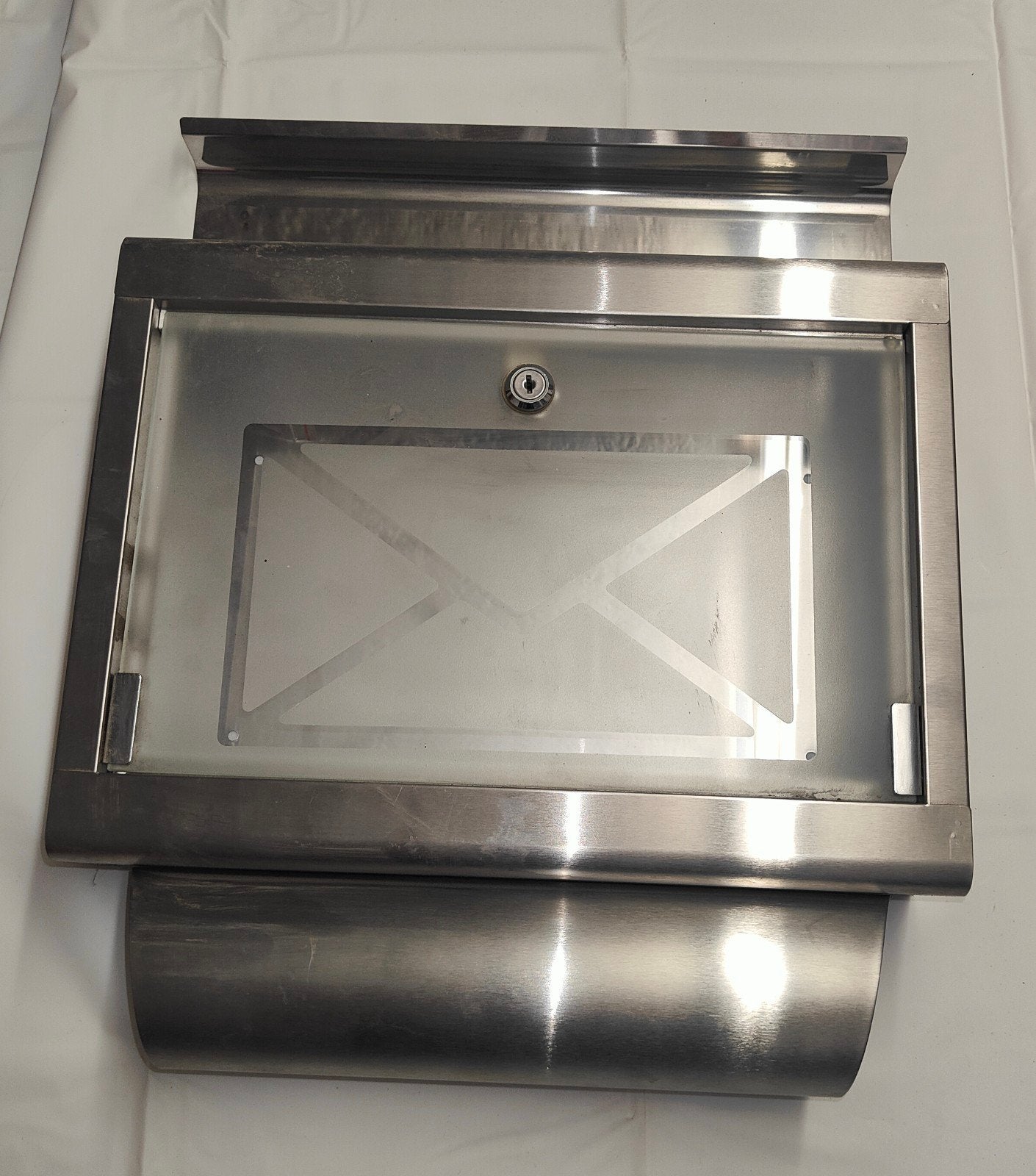 Boîte aux lettres en inox et portillon en verre., Jardin & Terrasse, Enlèvement, Neuf, Inox