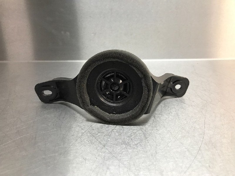 LUIDSPREKER Toyota RAV4 (A3) (|8616042130|), Gebruikt, Kundenbetreuung@toyota.de, Toyota, Toyota-Allee 2
50858  Köln, DE