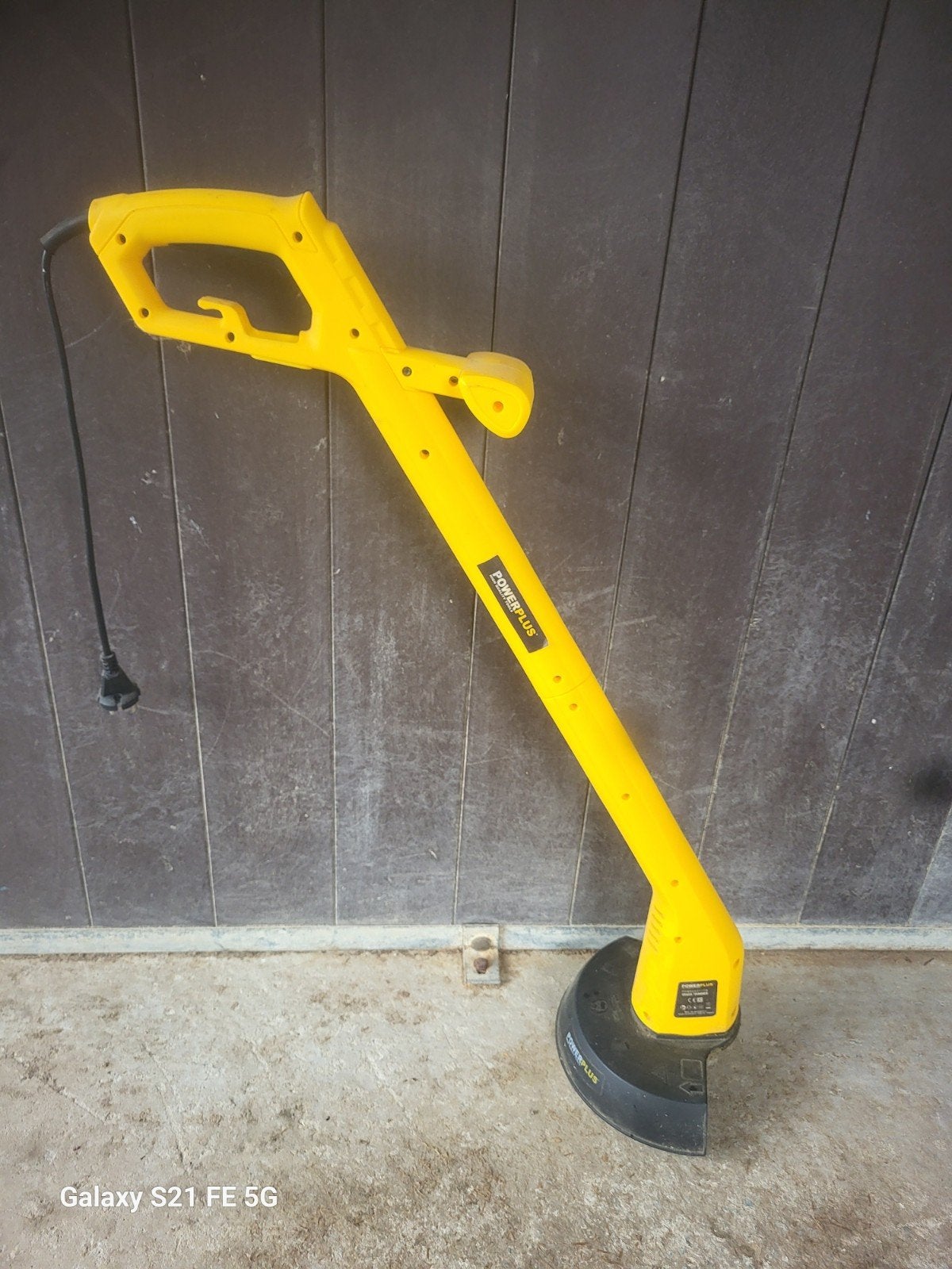 Kantentrimmer PowerPlus, Tuin en Terras, Ophalen, Zo goed als nieuw, Elektrisch, Powerplus garden
