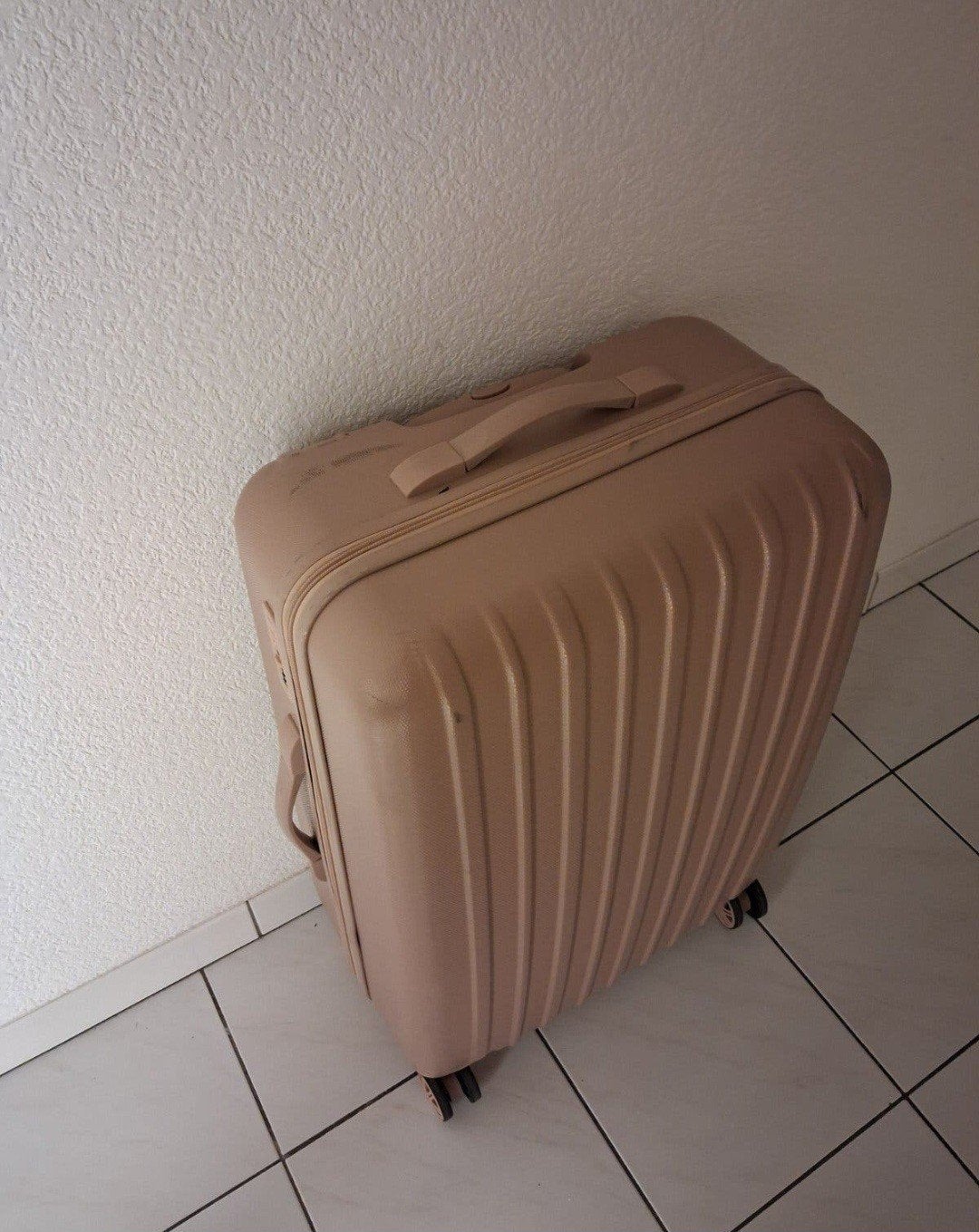 decent reiskoffer, Handtassen en Accessoires, Ophalen