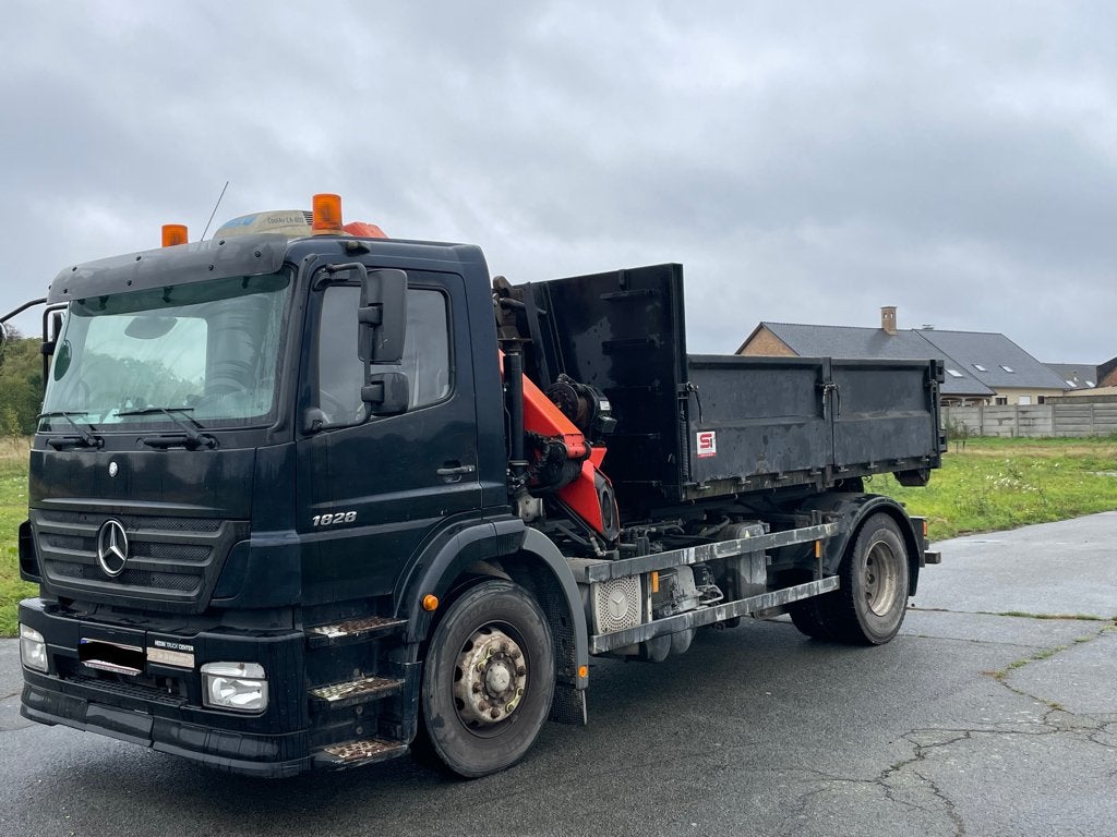 vrachtwagen met kraan - containersysteem, Auto's, 6374 cc, Overige modellen, Grijs, Particulier