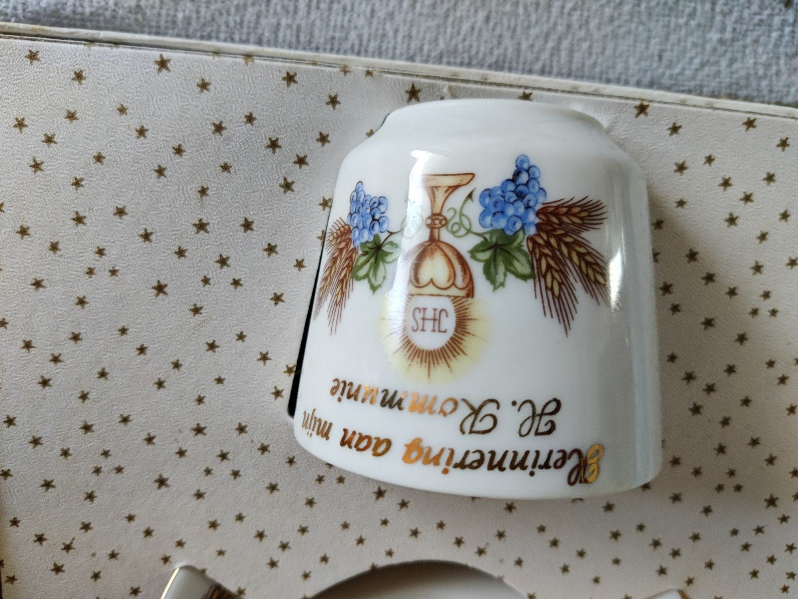 Vintage Porseleinen Communieset "Herinnering aan mijn H. Com, Antiek en Kunst, Ophalen