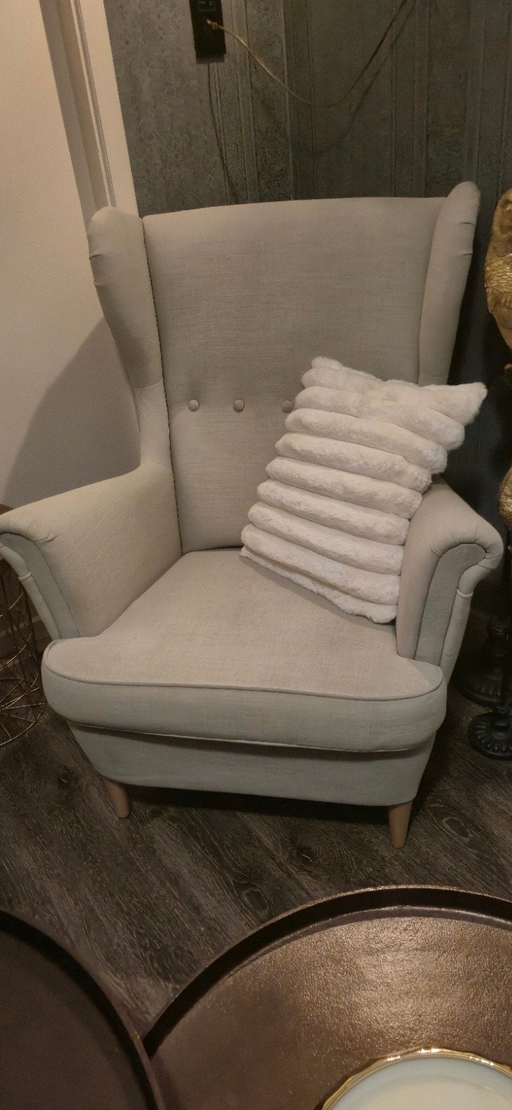 IKEA STRANDMON OORFAUTEUIL  LICHTBEIGE

 Vraagprijs: €125, Huis en Inrichting, Ophalen, Zo goed als nieuw