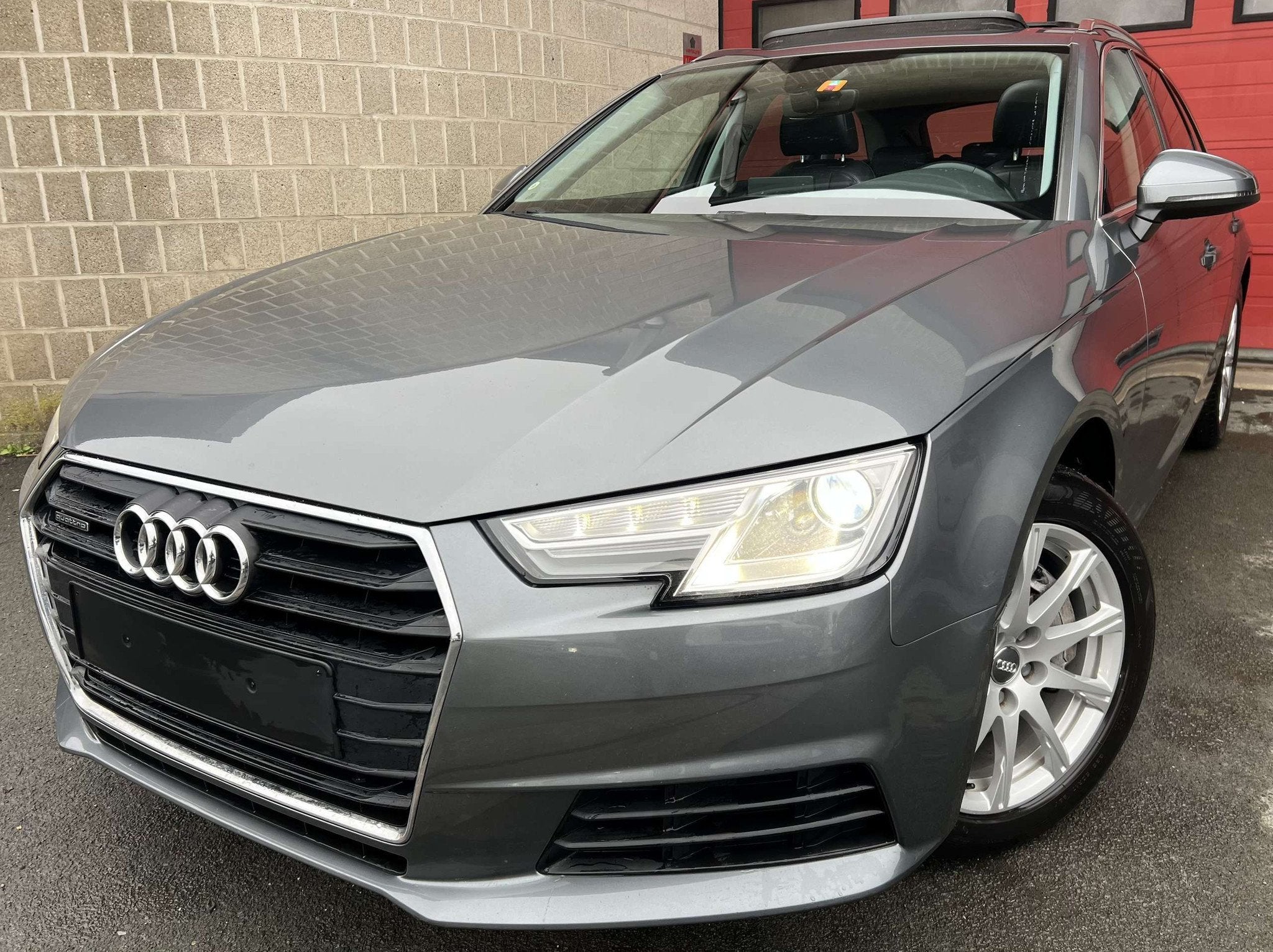 Audi A4 Avant 2.0 TDi Design S tronic + NAVI + PANO + CUIR, Cuir, Achat, Entreprise, 1968 cm³