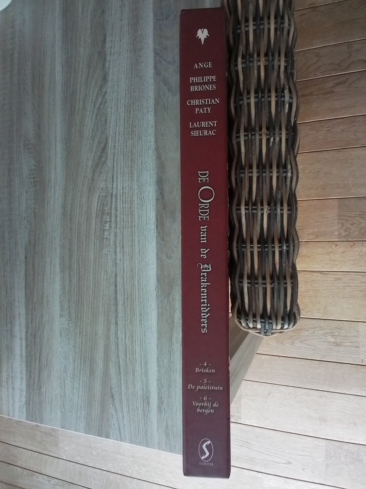 orde van de drakenridders 4 tm 6 in box HC, Boeken, Stripverhalen, Ophalen of Verzenden