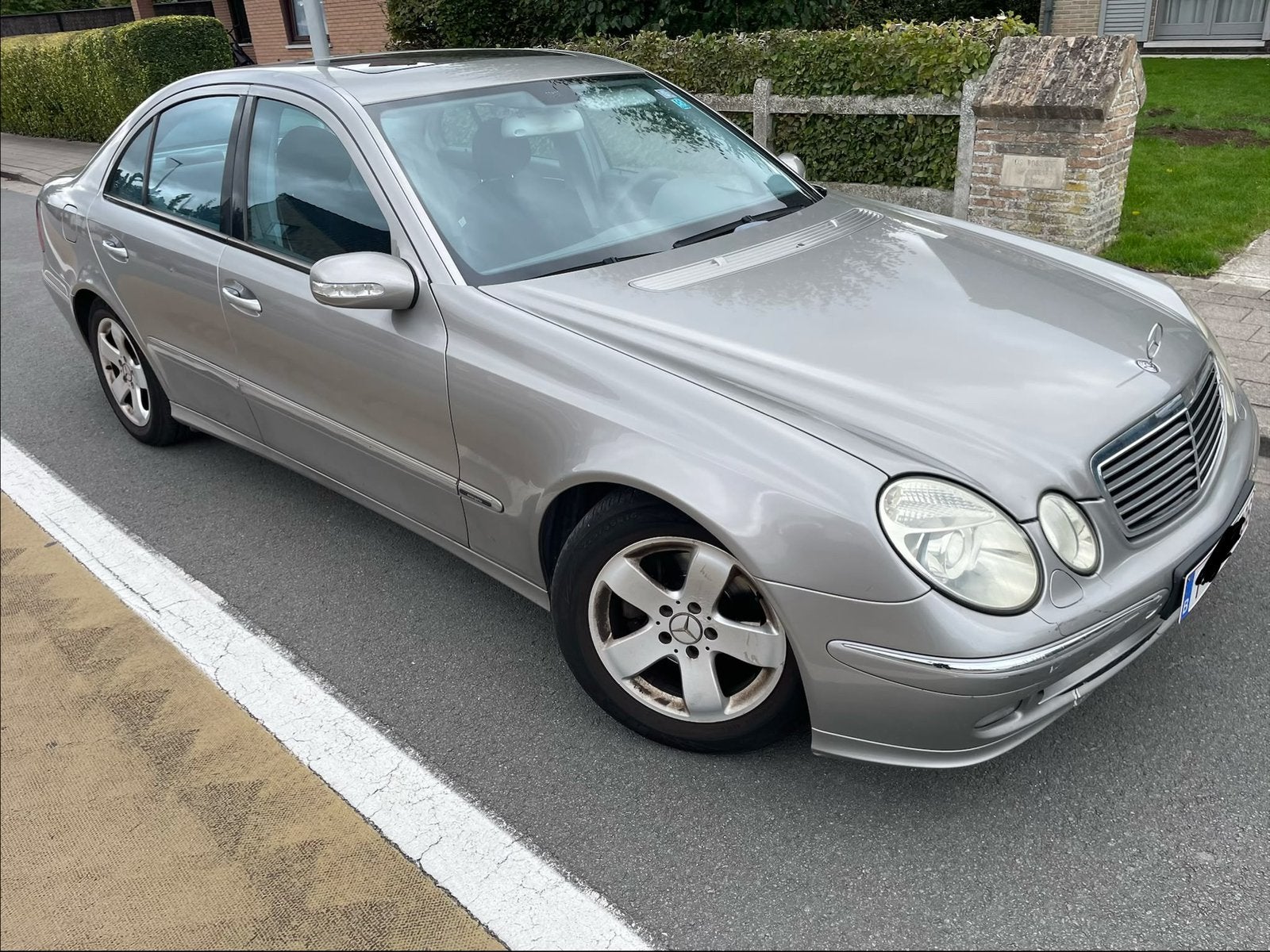 Mercedes-Benz Avantgarde E220 CDI Bj 2005 Export, Auto's, Automaat, Zwart, Particulier, Zilver of Grijs