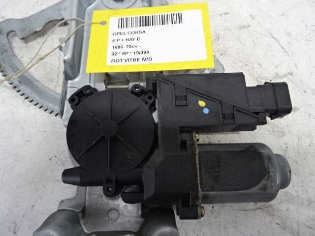 MOTOR RAAMMECHANIEK RECHTS VOOR Opel Corsa C (F08 / 68), Auto-onderdelen, Gebruikt, Voor, Opel