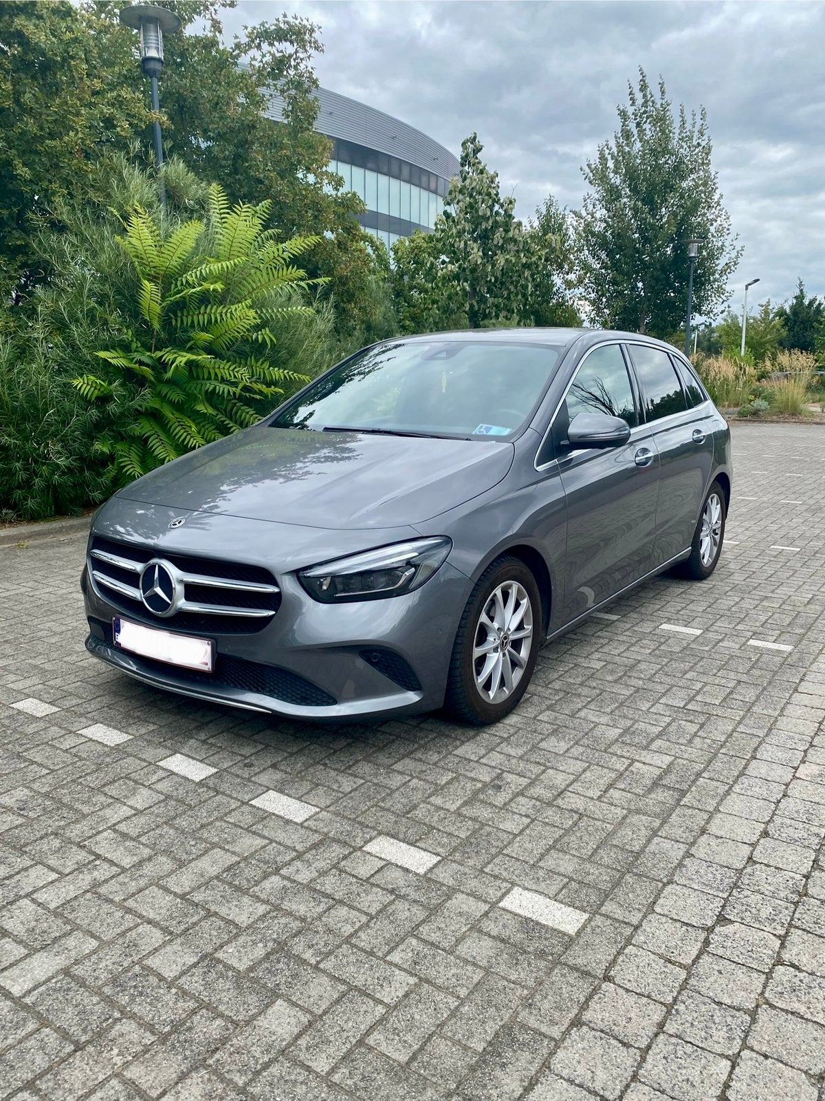 Mercedes B180d 05/2019 Auto Euro6/Camera360/Multibeam/MBUX, Auto's, Mercedes-Benz, Dealer onderhouden, 4 cilinders, Leder en Stof