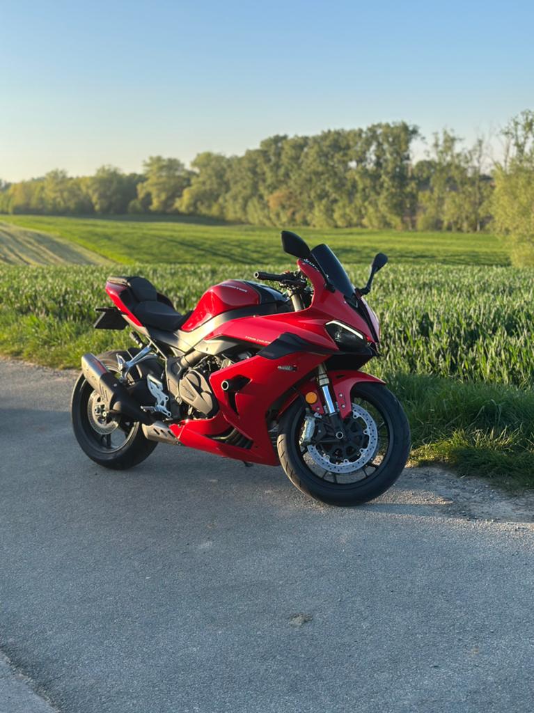QJ motor SRK 800rr te koop 2025 met 6.000km, Ophalen