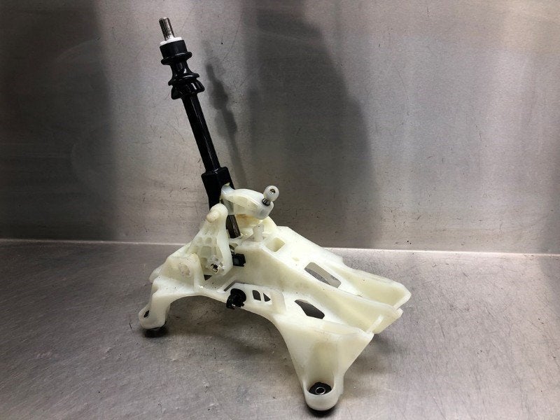 SCHAKELMECHANIEK Toyota iQ (01-2009/12-2015), Gebruikt, Toyota