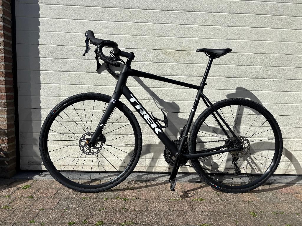 Trek Domane AL 5 Gen 4 (Maat 58) – Shimano 105, Vélos & Vélomoteurs, Vélos | Vélos de course, Autres marques, Aluminium, 57 à 61 cm