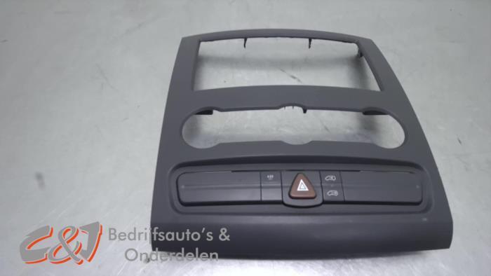 Cadre radio d'un Volkswagen Crafter, Volkswagen, -, 3 mois de garantie, Utilisé