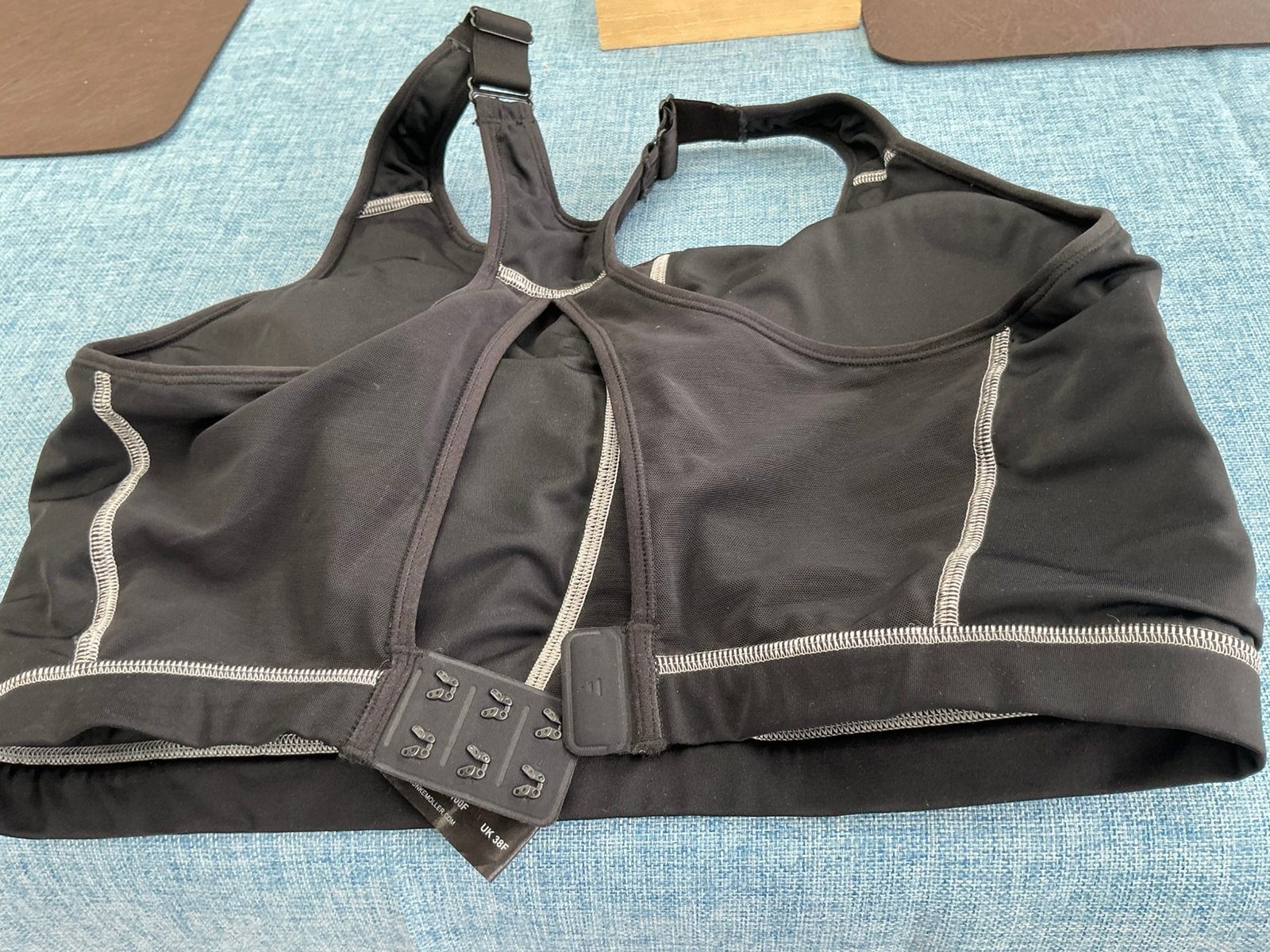 Sportbh Hunkemuller, Kleding | Dames, Sportkleding, Ophalen, Zo goed als nieuw