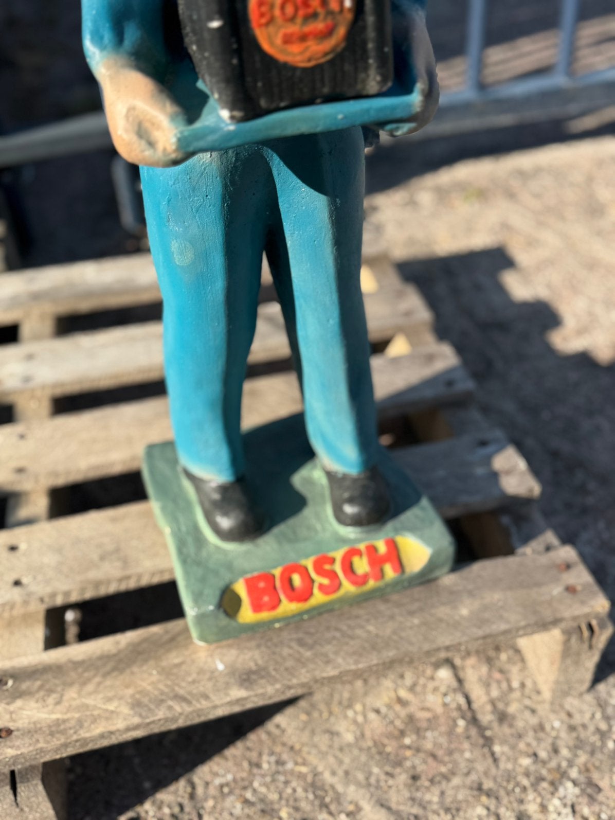 BOSCH Accu garage reclame beeld, Verzamelen, Ophalen, Gebruikt, Reclamebord