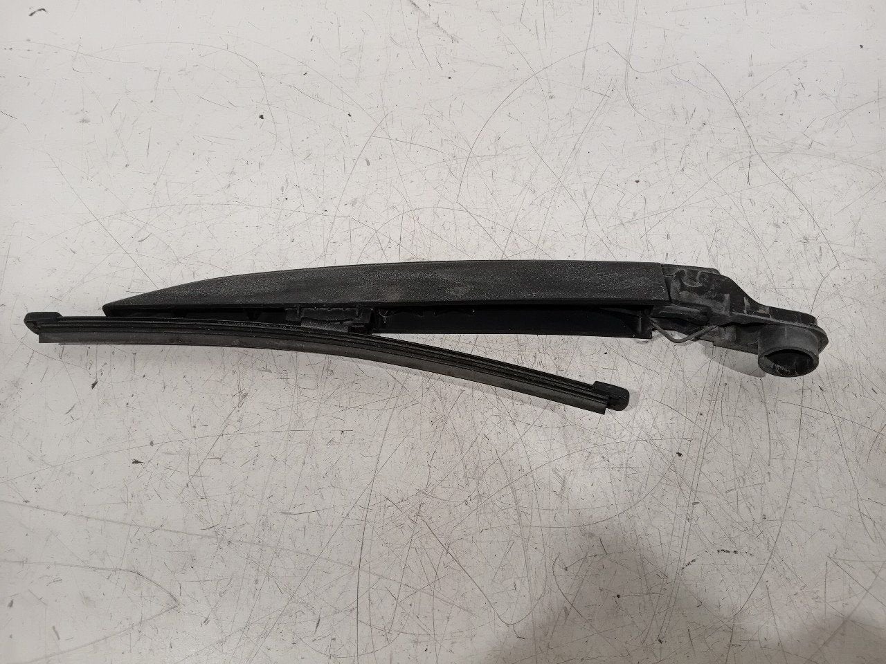 Ruitenwisserarm achterruit Renault Clio, Onderdelen@venauto.nl, Van der Ven Autorecycling B.V., Gebruikt, Ettenseweg 76, 4706 PB Roosendaal, The Netherlands
