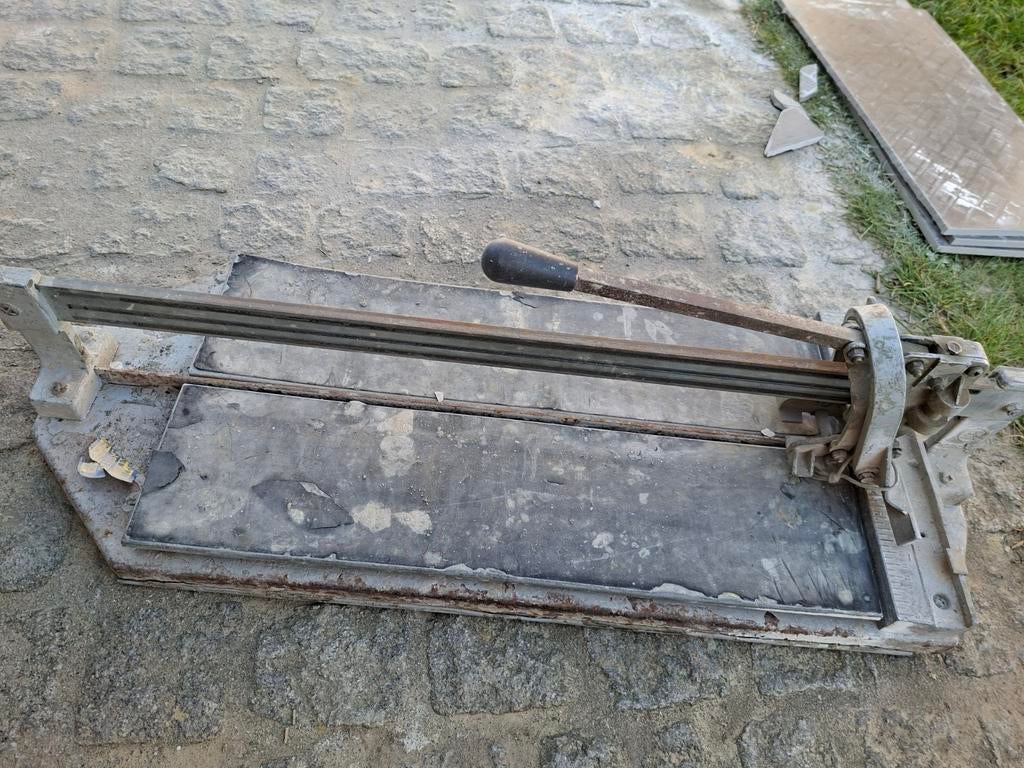Tegelsnijder, Enlèvement, Utilisé