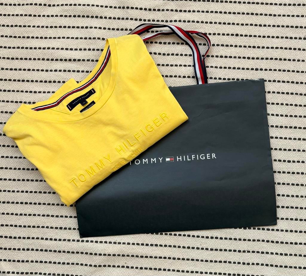 Tommy Hilfiger T-shirt, Ophalen, Zo goed als nieuw, Geel