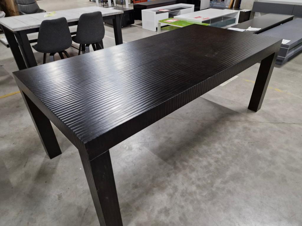 Eetkamertafel aan spotprijs, Enlèvement