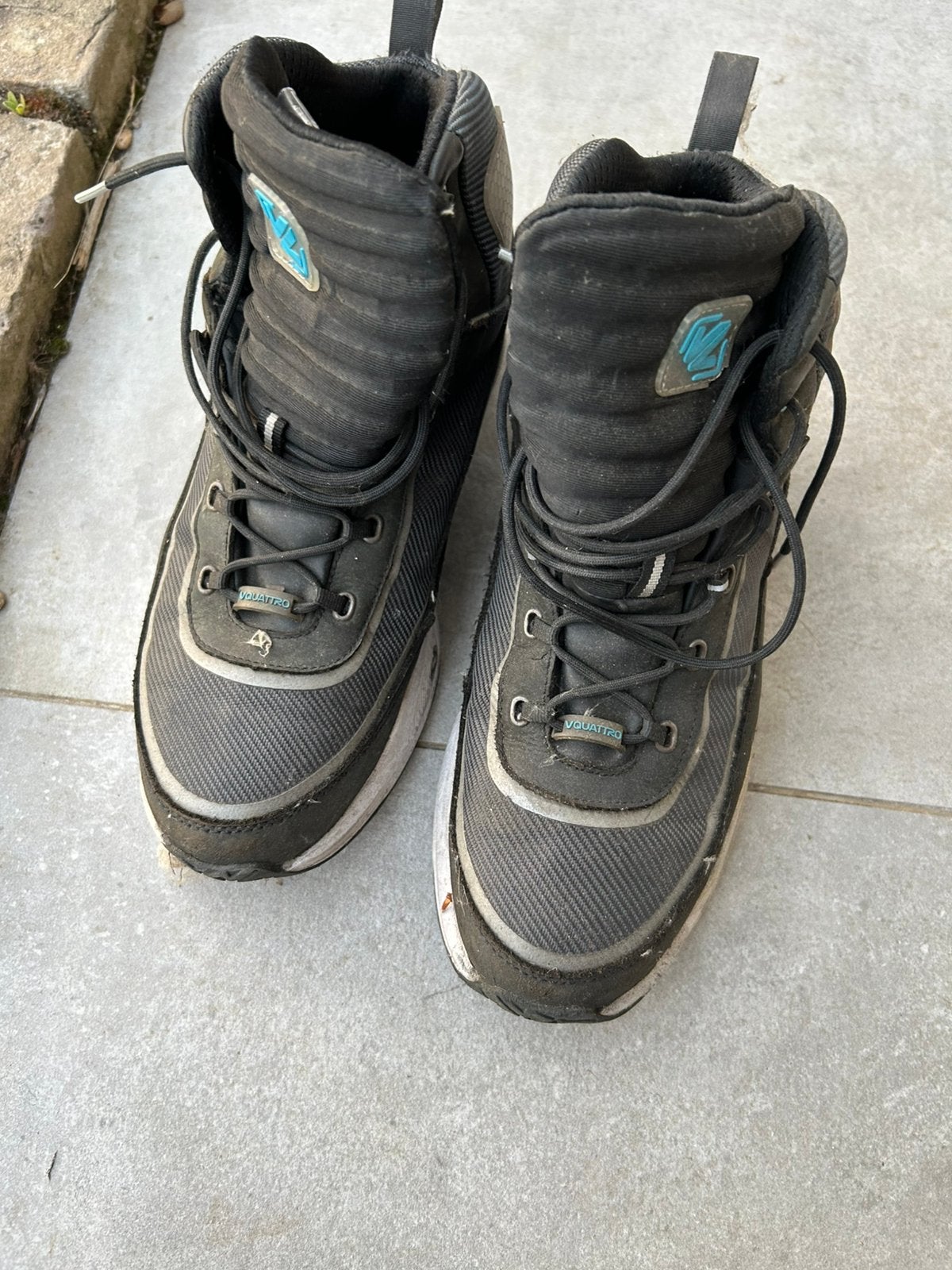 Motorschoenen 43, Ophalen