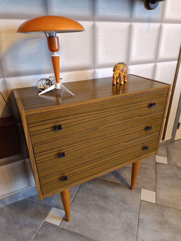 Vintage commode trois tiroirs palissandre zebrano, Enlèvement ou Envoi, Teck