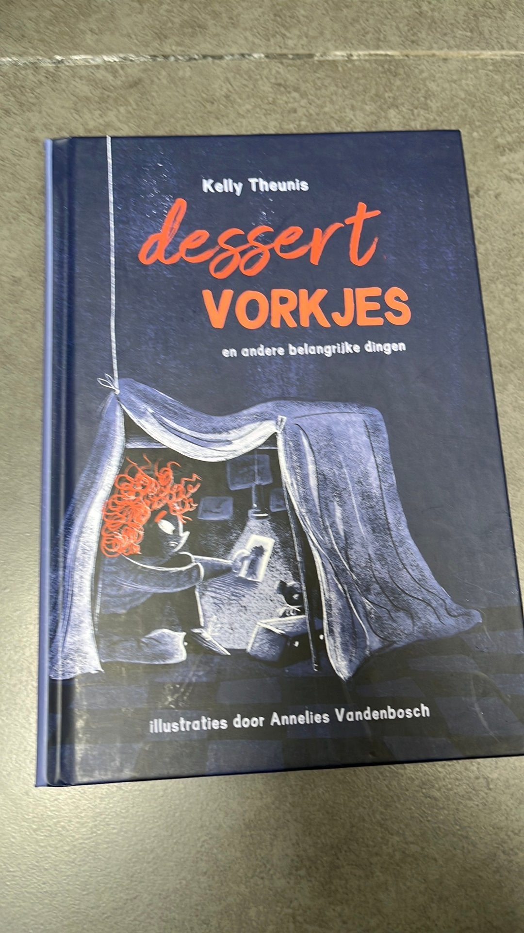 Kelly Theunis - Dessertvorkjes en andere belangrijke dingen, Ophalen, Kelly Theunis