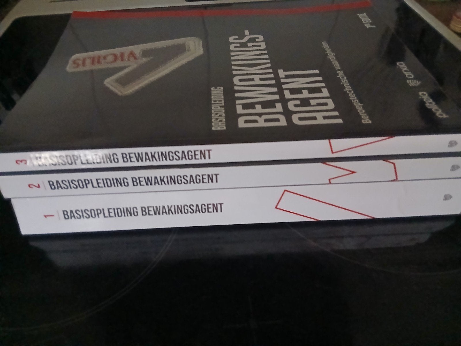 Basisopleiding bewakingsagent 7de editie, Enlèvement ou Envoi
