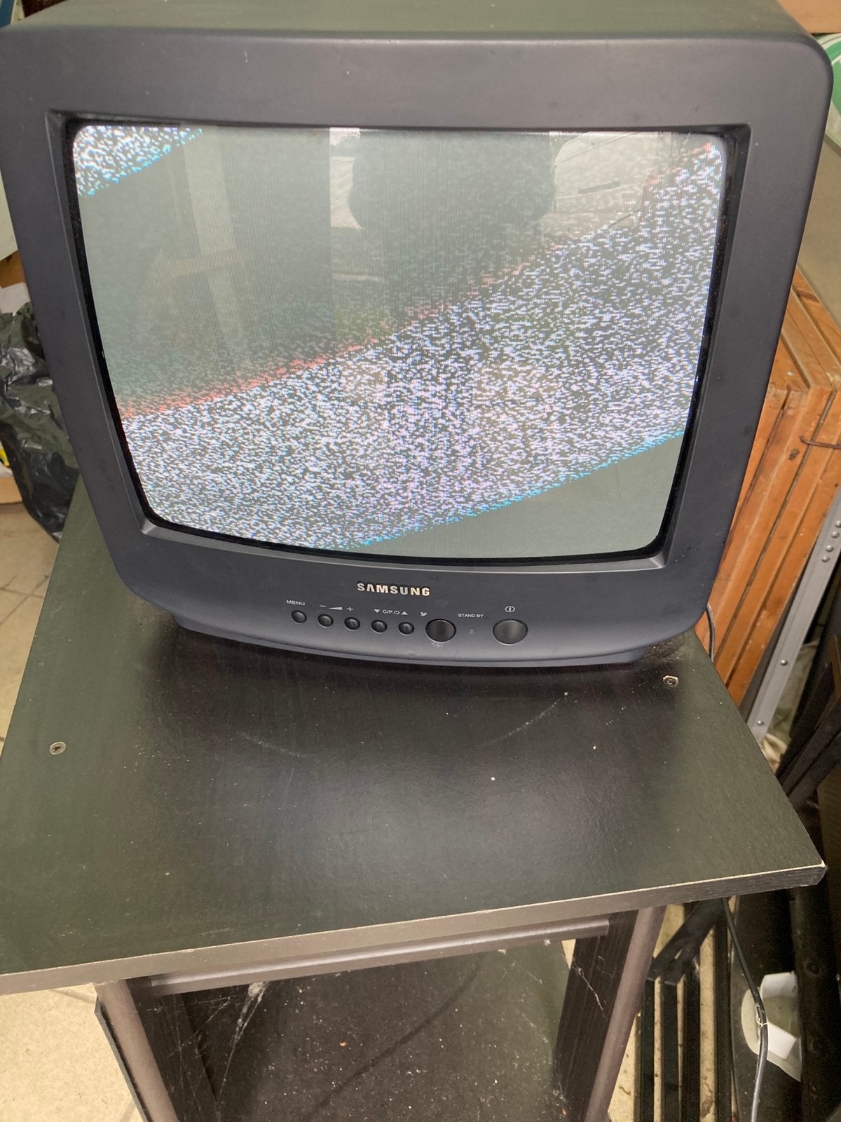 Vintage klein tv toestel, Ophalen