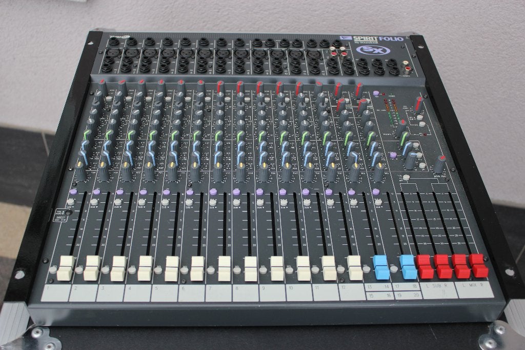 Table de mixage Soundcraft Spirit Folio SX, Musique & Instruments, Enlèvement, Utilisé, 10 à 20 canaux, Entrée micro