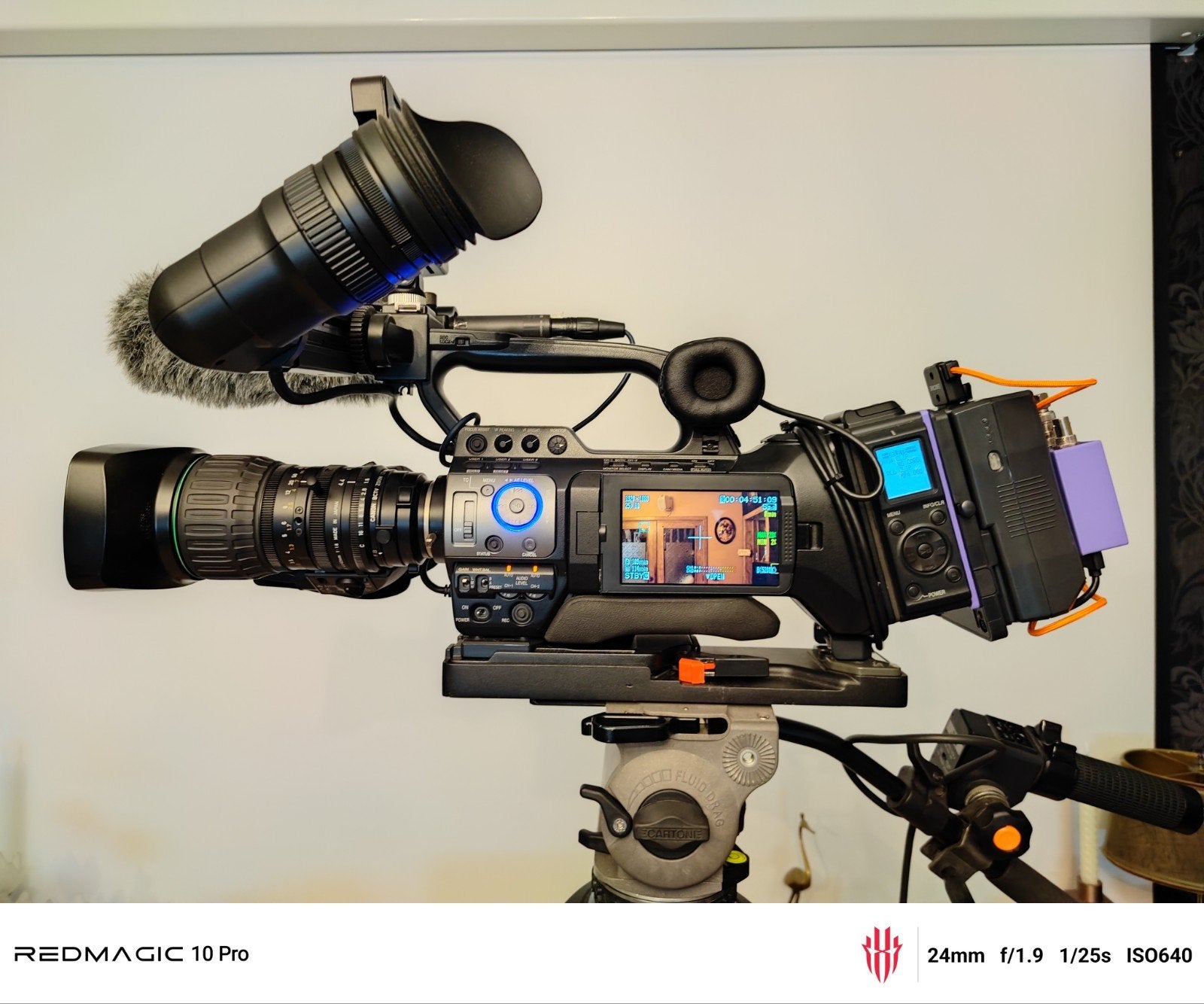JVC GYHM 750e professionele camera, TV, Hi-fi & Vidéo, Caméscopes numériques, Enlèvement ou Envoi, Caméra, JVC
