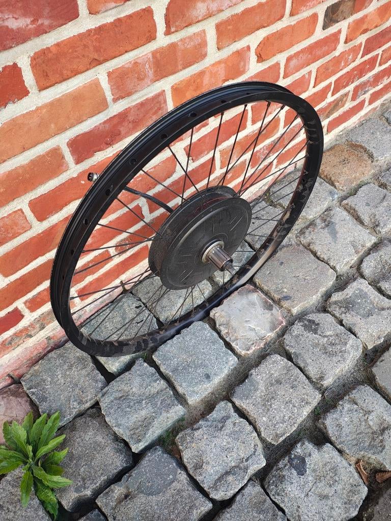 Klever Achterwiel, Ophalen, Klever