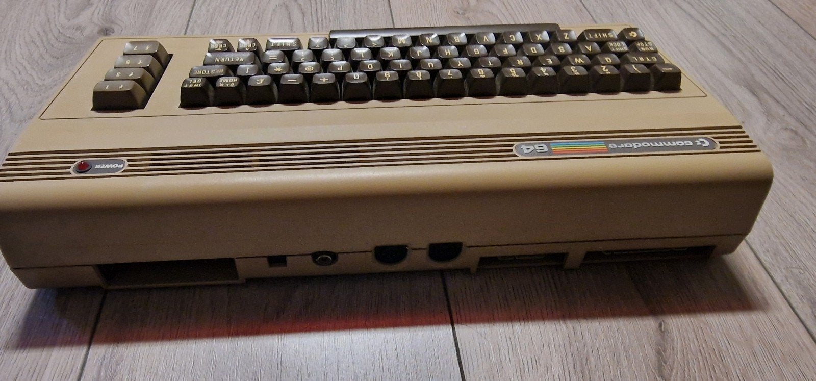 Commodore 64, Informatique & Logiciels, Enlèvement