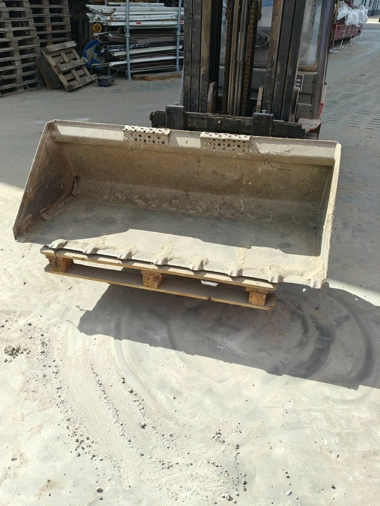 tandenbak Bobcat, Enlèvement