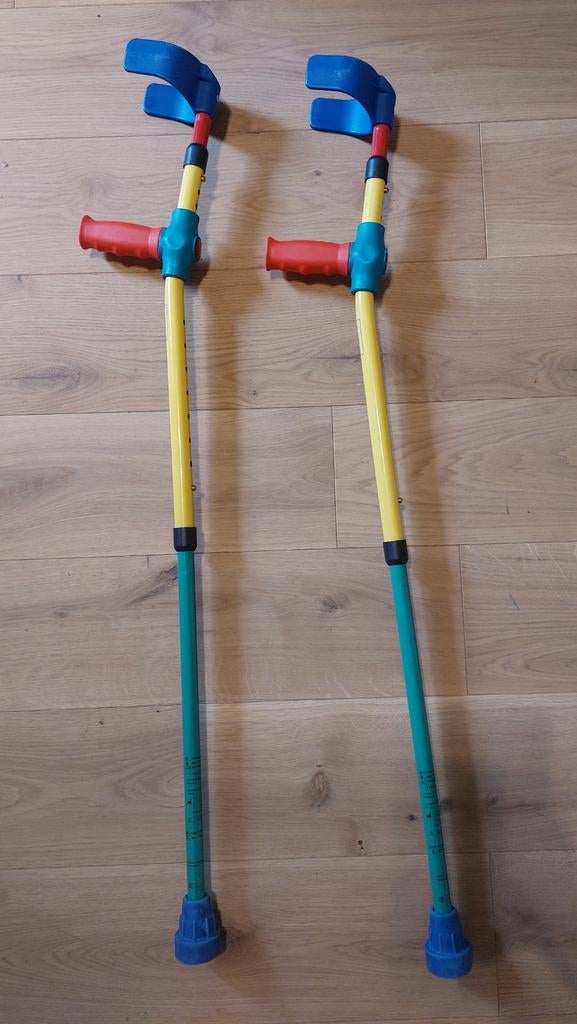 Béquilles pour enfant, Ophalen