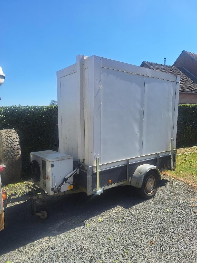 koelaanhangwagen te huur, Ophalen, Gebruikt