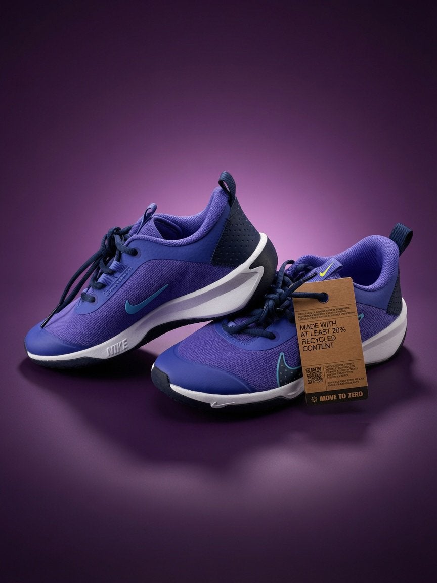 Paarse Nike Omni Multi-Court ( GS) maat EU 38,5 te koop!, Neuf, Enlèvement ou Envoi, Nike, Autres types