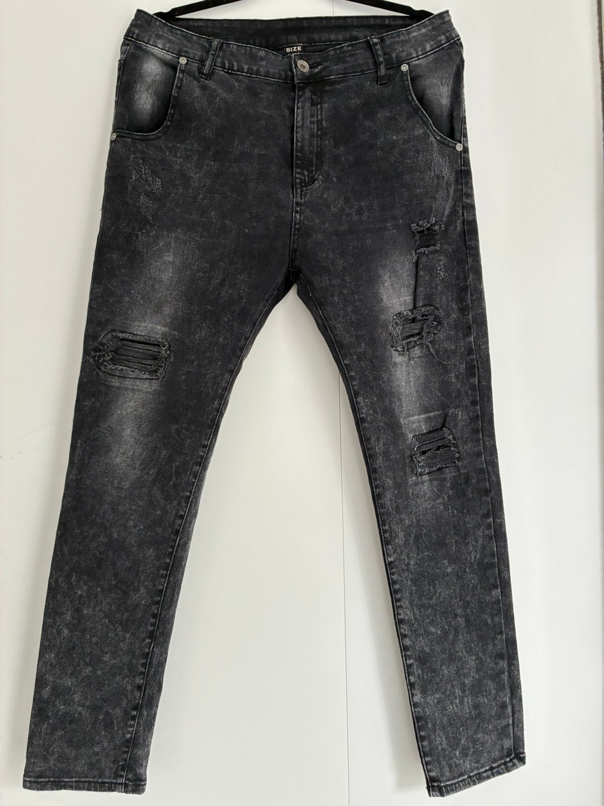 Ripped Jeans maat L, Kleding | Heren, Spijkerbroeken en Jeans, Ophalen of Verzenden, Gedragen, Zwart, W33 - W34 (confectie 48/50)