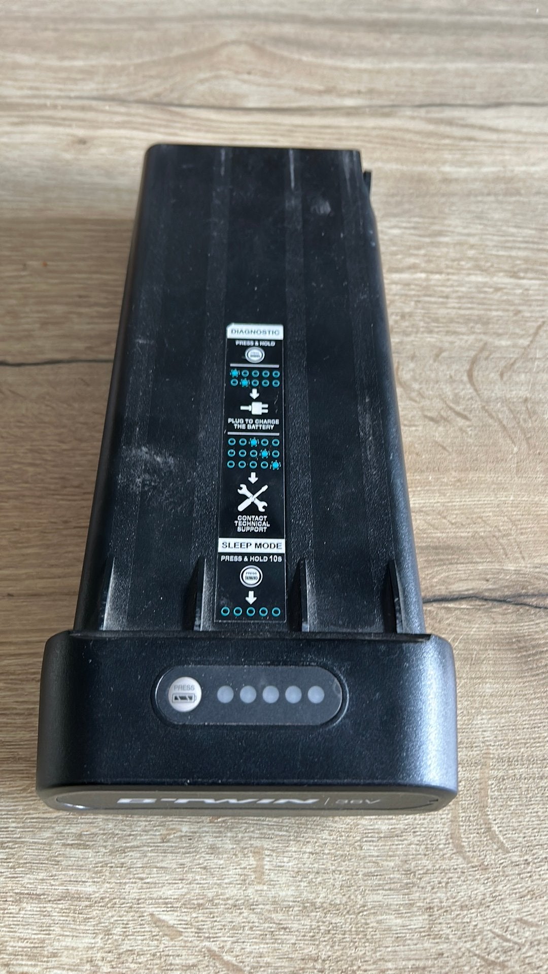 Batterie B-TWIN 36V. 2 ans, Enlèvement, Utilisé
