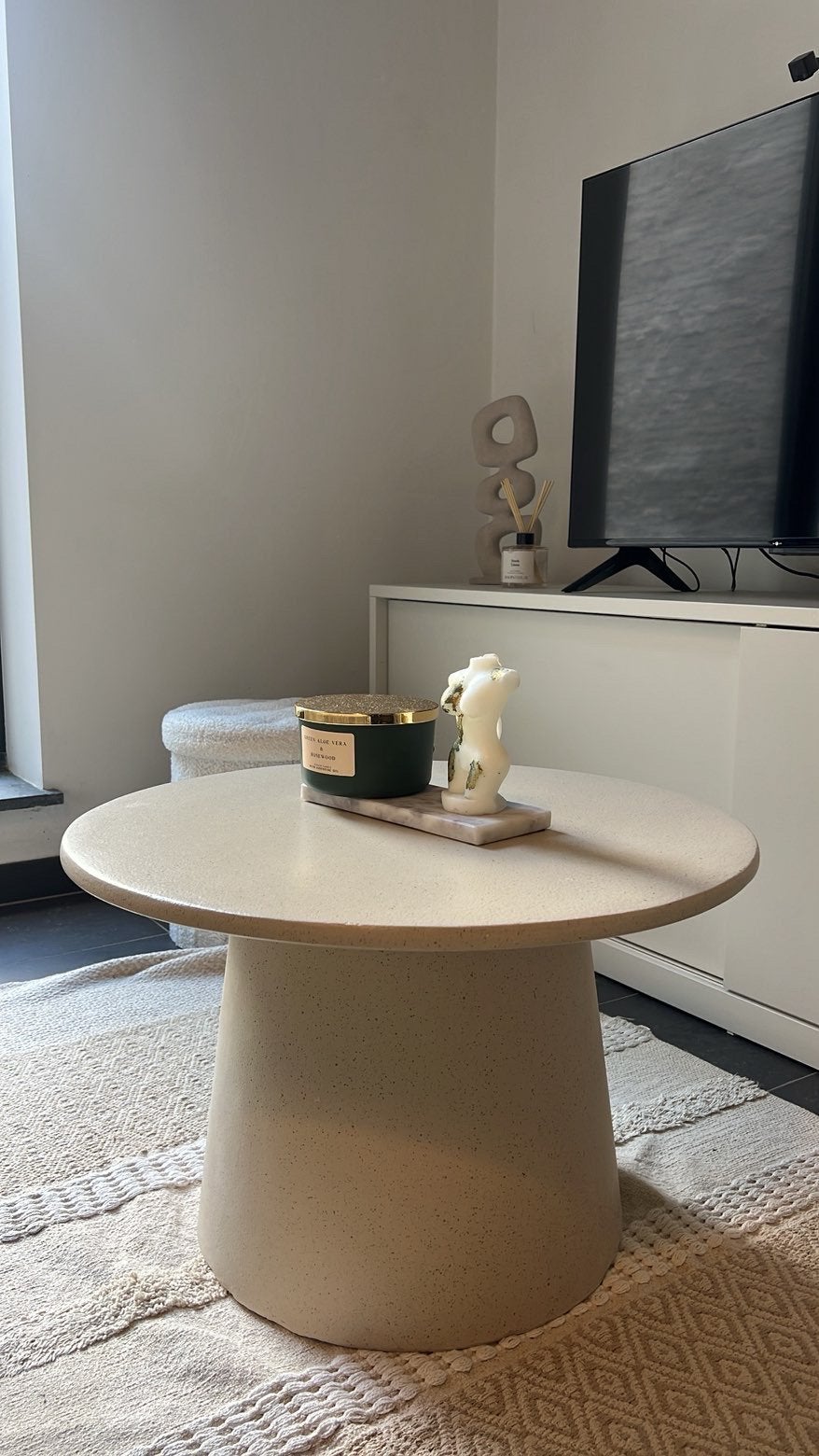 Leen Bakker Thibaut salontafel – beige steenlook, Huis en Inrichting, Tafels | Salontafels, Ophalen, Zo goed als nieuw
