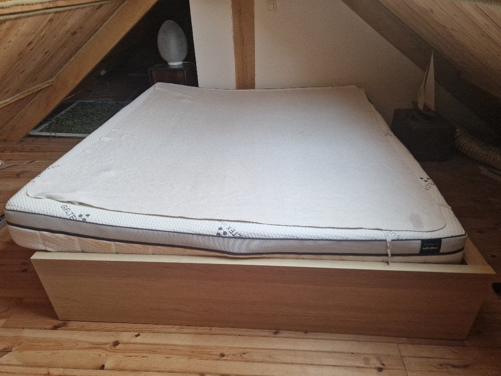 Lit double 175 x 210 avec tiroirs, Beige, Comme neuf, Enlèvement, Classique