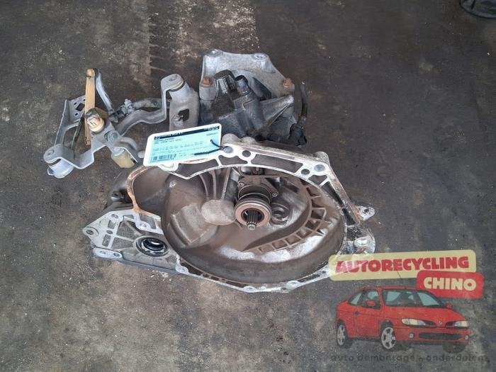 Versnellingsbak van een Opel Corsa, Gebruikt, -, -, Opel