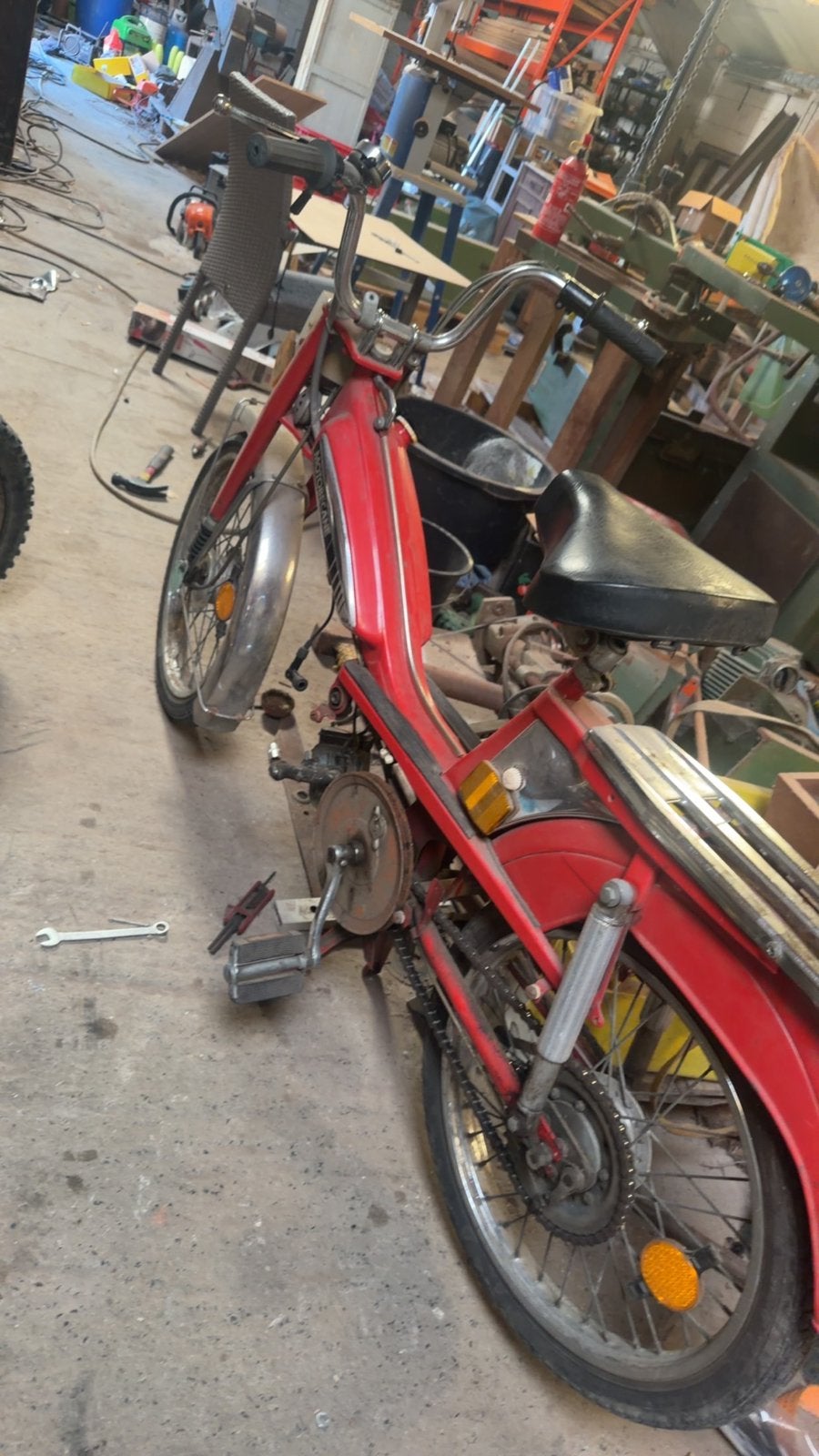 Motobecan 50v, Fietsen en Brommers, Brommers | Puch, Ophalen, Zo goed als nieuw
