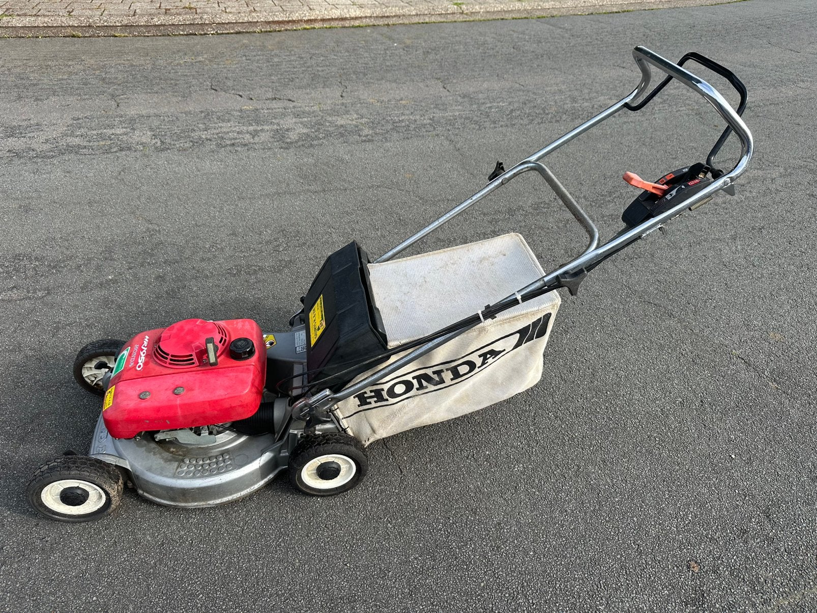 Grasmaaier honda HR1950 zelftrekker, Tuin en Terras, Ophalen, Zo goed als nieuw, Versnellingen