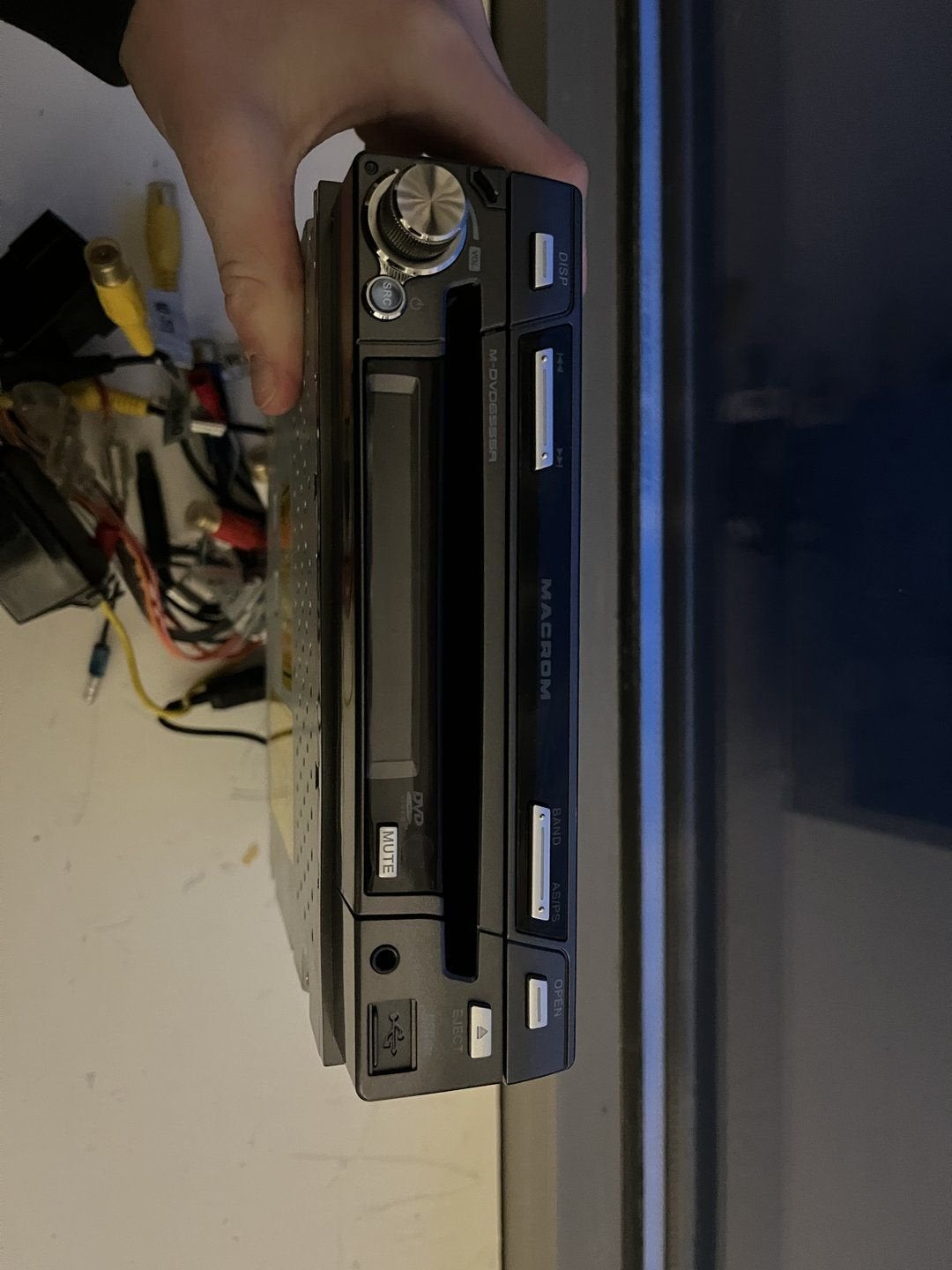 M-DVD6555R Macrom 1din dvd 7' uitklapscherm, -, Utilisé, -, -